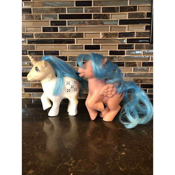 Lot Of 2 Vtg My Little‎ Pony Pegasus Firefly 1983 Pink Lightning bolt & Majesty - Picture 2 of 8